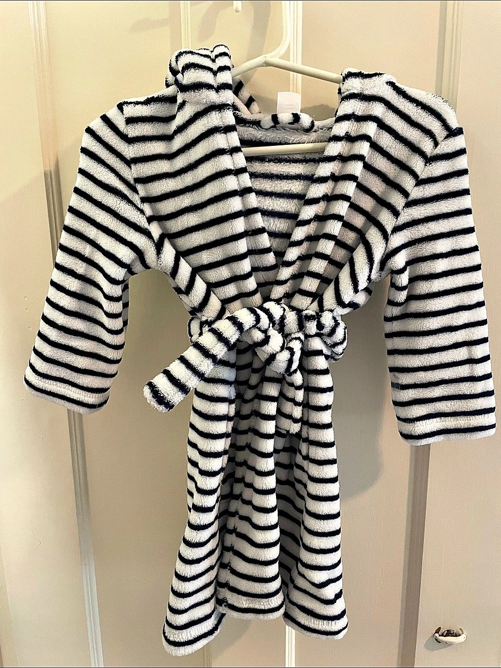 Gap Striped Robe in White & Blue Size 3T